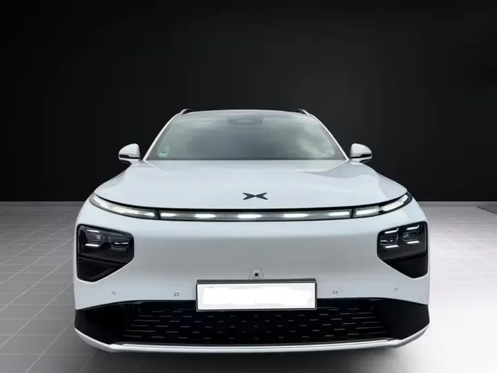 Xpeng G9 AWD Performance - foto 5