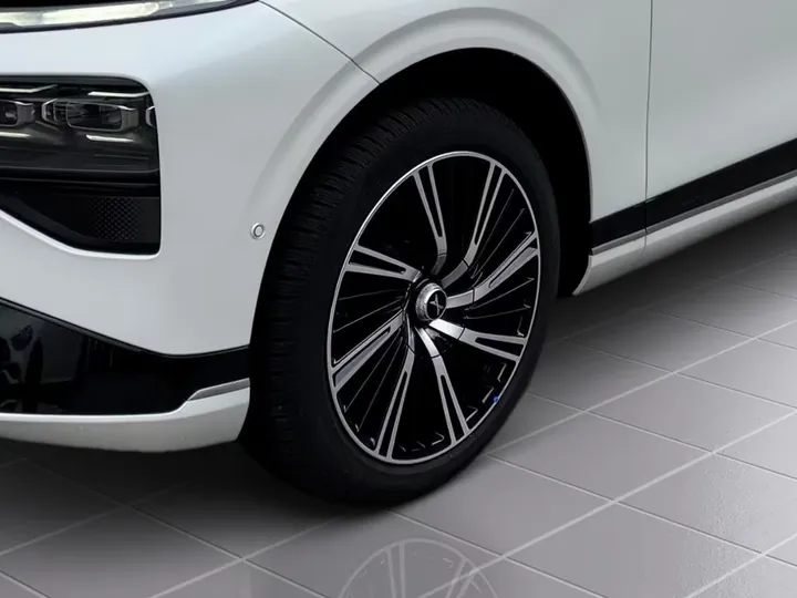 Xpeng G9 AWD Performance - foto 7